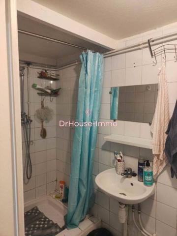 Immeuble à vendre 11 pièces de 268 m²