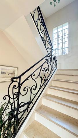 Maison à vendre 8 pièces LA CELLE SAINT CLOUD (78)