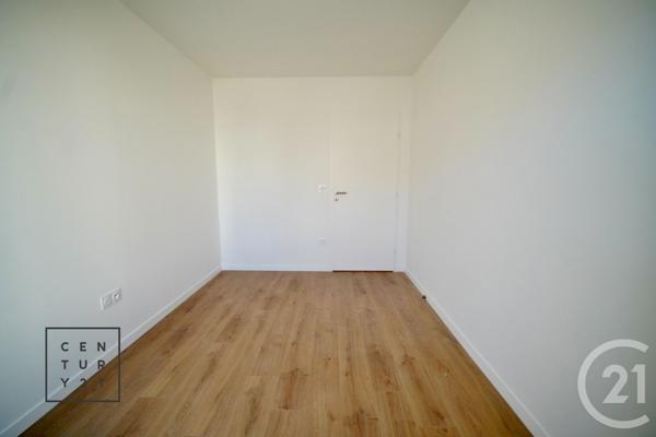 Appartement F4 à vendre  4 pièces - 77,97 m2 SERRIS - 77