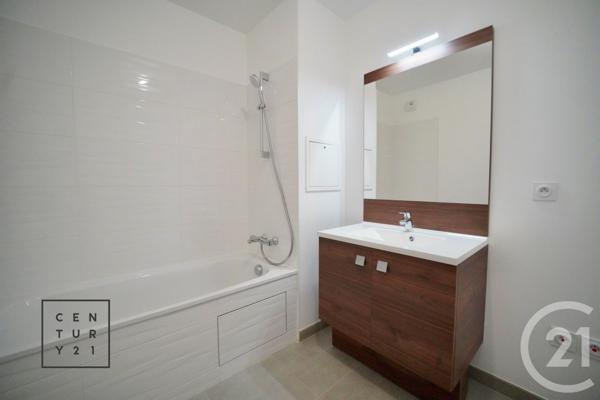 Appartement F4 à vendre  4 pièces - 77,97 m2 SERRIS - 77