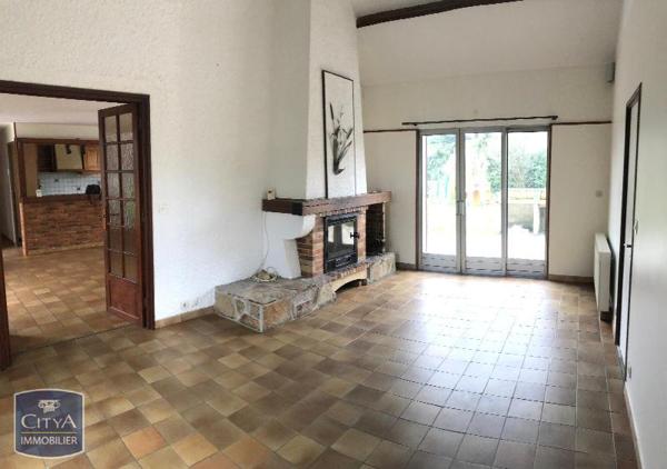 Maison à louer 5 pièces 104m²