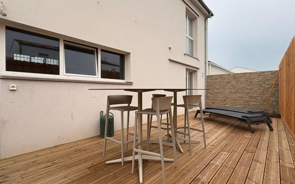 Maison à vendre    4 pièces •  L'Houmeau