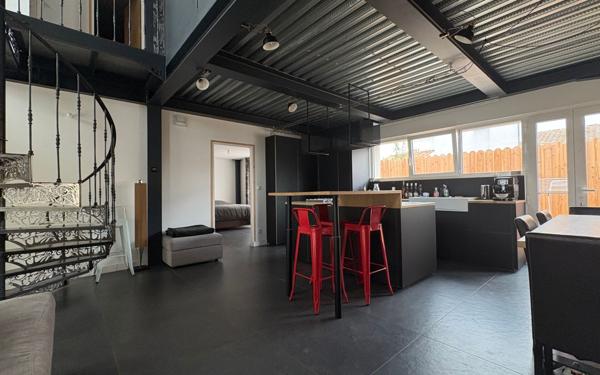 Maison à vendre    4 pièces •  L'Houmeau