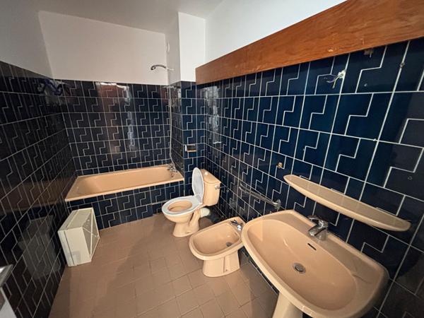 Immeuble à vendre Saint Pierre du Mont investissement locatif investisseurs 8 appartements T1 loués