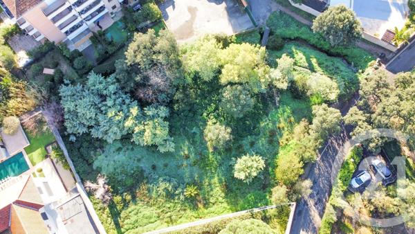 Terrain à vendre  1230 m2 CAVALAIRE SUR MER - 83