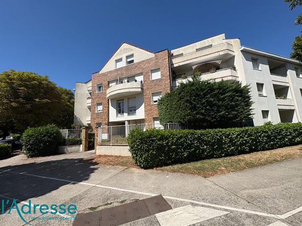 Appartement NOISY LE GRAND - 3 pièces - 74 m2