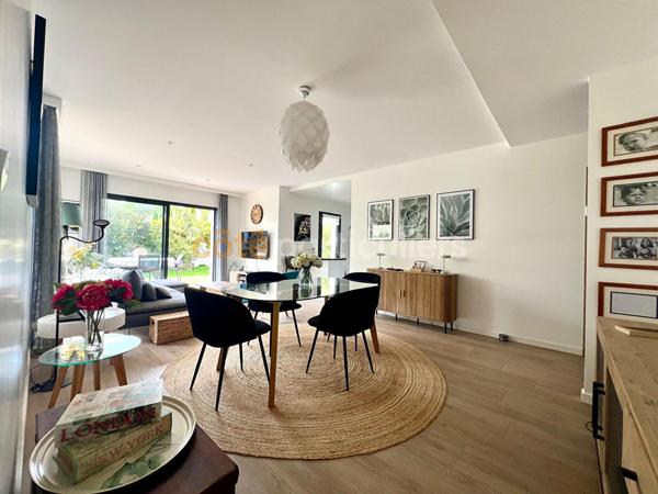 Vente Maison97,5 m² - 3 Pièces - vaux sur mer (17640)