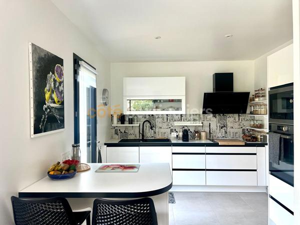 Vente Maison97,5 m² - 3 Pièces - vaux sur mer (17640)