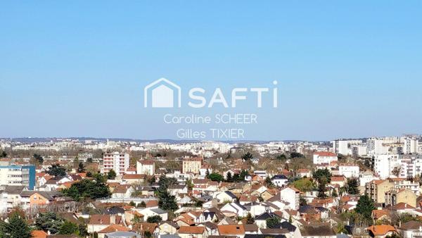 Agréable 4 pièces au pied du métro - Vue dégagée