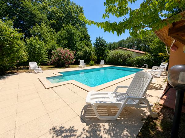 MAISON FAMILIALE AVEC PISCINE Détails des diagnostics énergétiques