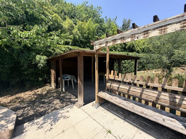 MAISON FAMILIALE AVEC PISCINE Détails des diagnostics énergétiques
