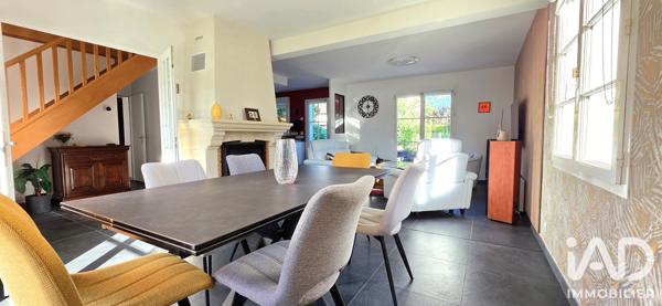 Maison à vendre 7 pièces 148,25 m² Notre-Dame-d'Oé