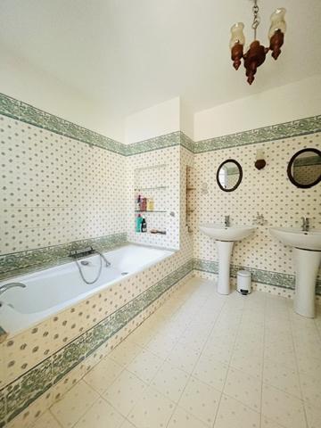 Maison 5 pièces - 186 m²