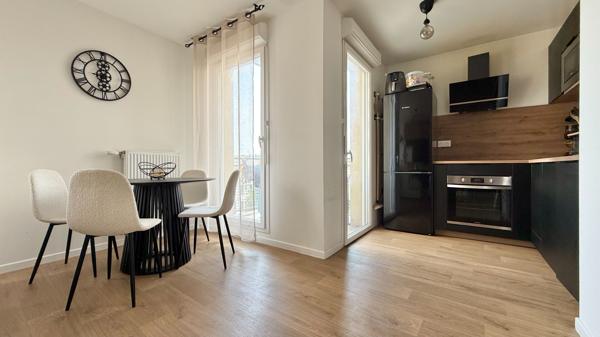 Appartement 3 pièces de 65.15m2- CORBEIL-ESSONNES (91100)