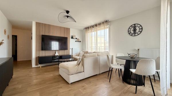 Appartement 3 pièces de 65.15m2- CORBEIL-ESSONNES (91100)