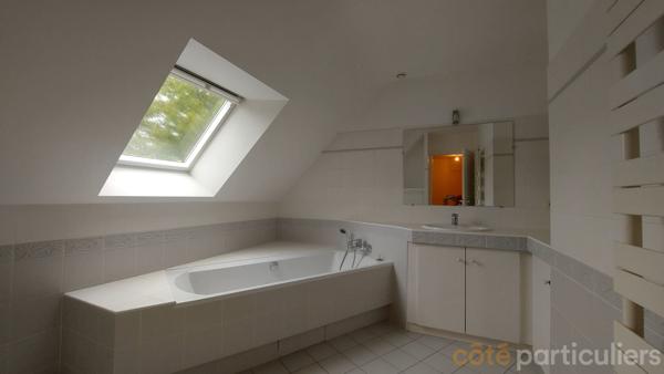 Location Maison137 m² - 5 Pièces - PLESCOP (56890)