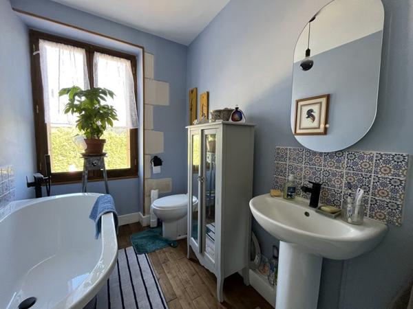 Maison à vendre |  Pleuville |  5 pièces | 121 m²