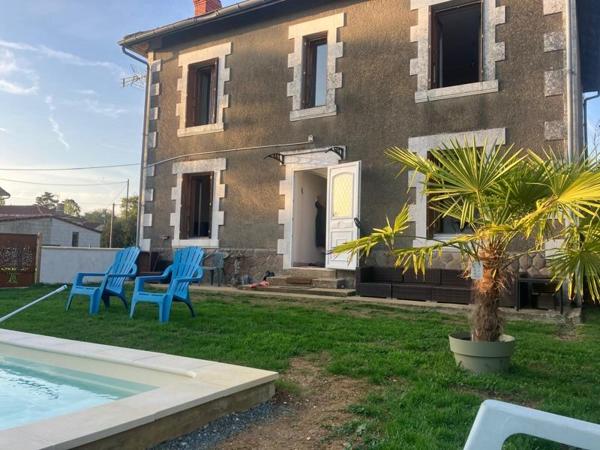 Maison à vendre |  Pleuville |  5 pièces | 121 m²