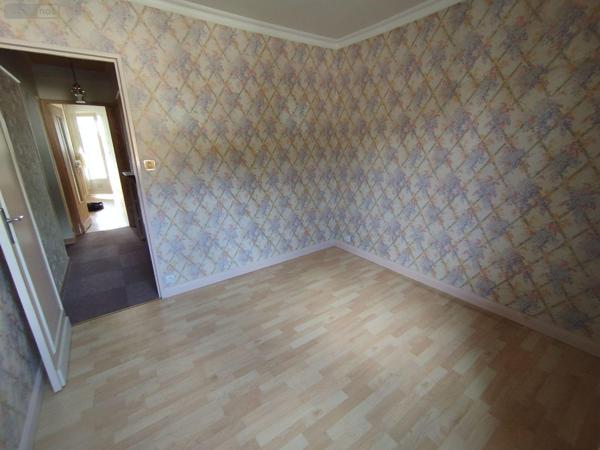 Appartement à vendre à Allonnes dans la Sarthe (72700), ref : PB-1766