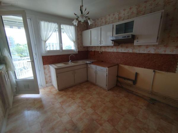 Appartement à vendre à Allonnes dans la Sarthe (72700), ref : PB-1766