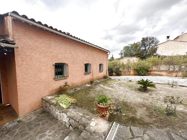 Maison T5 avec garage sur parcelle 1000 m²