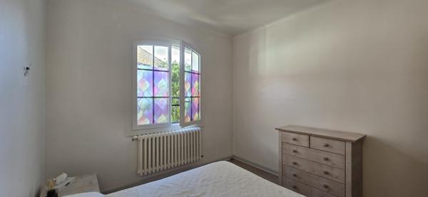 Orange (84100) Orange: Duplex T5 de 159m² vendu loué avec parking et espace jardin