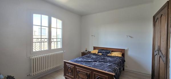 Orange (84100) Orange: Duplex T5 de 159m² vendu loué avec parking et espace jardin