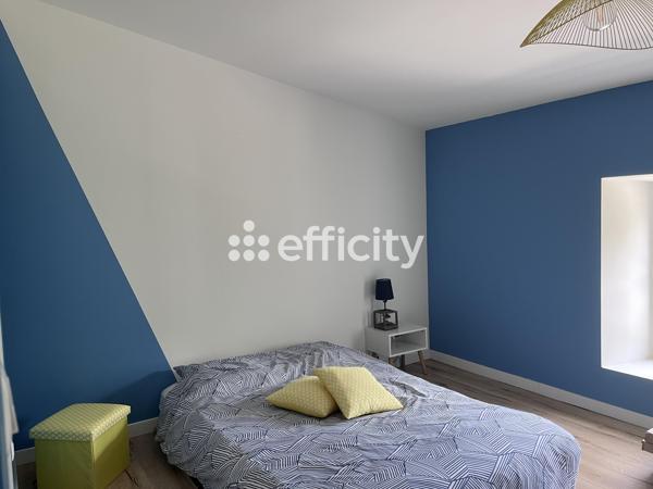 Maison
         6 pièces
        - 180 m² 337 800 € *