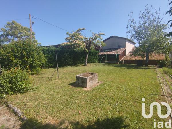 Immeuble à vendre 230 m² Agmé