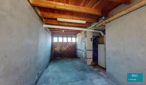 Maison situé au sud de louhans et ses 157 arcades proche de L'autoroute A6 et A39