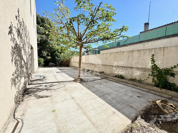 Local commercial Mougins 70.11 m2