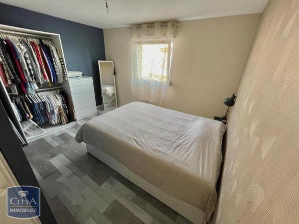 Appartement à louer 2 pièces 47.74m² Béthune (62400)