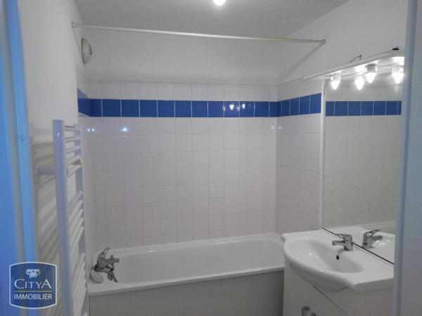 Appartement à louer 2 pièces 47.74m² Béthune (62400)