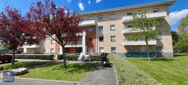 Appartement à louer 2 pièces 47.74m² Béthune (62400)