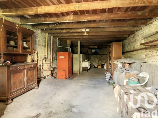 Maison à vendre 10 pièces 259 m² Villefagnan