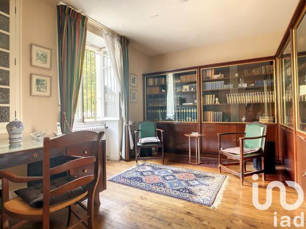 Maison à vendre 10 pièces 259 m² Villefagnan