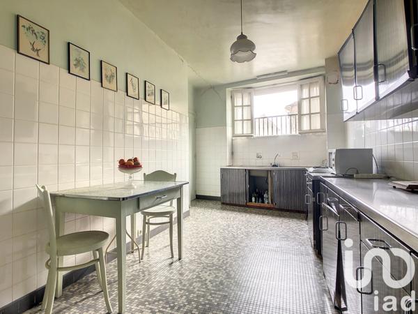 Maison à vendre 10 pièces 259 m² Villefagnan