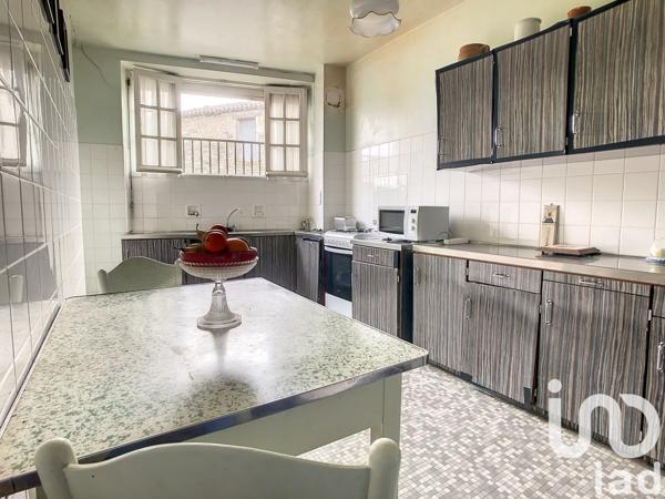 Maison à vendre 10 pièces 259 m² Villefagnan