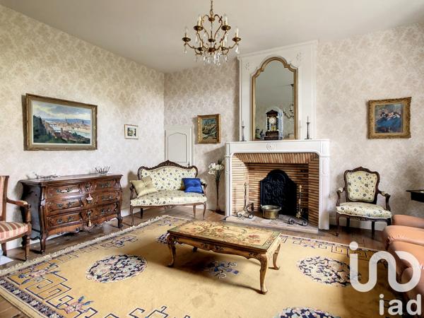 Maison à vendre 10 pièces 259 m² Villefagnan