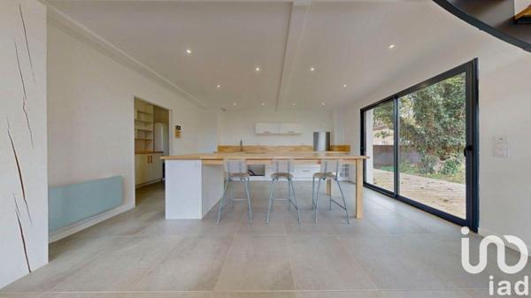 Maison traditionnelle 5 pièces de 126 m² à Garganvillar (82100)