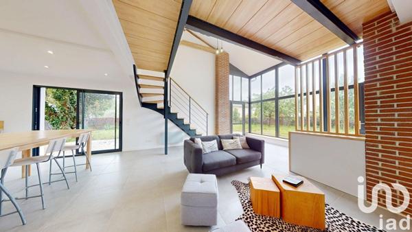 Maison traditionnelle 5 pièces de 126 m² à Garganvillar (82100)