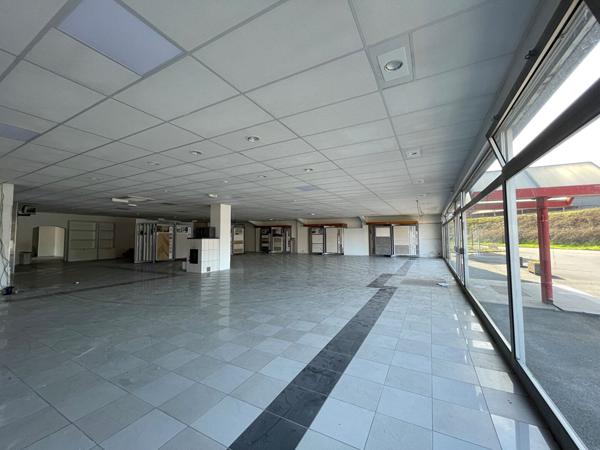 Cellule commerciale 500 m2 Betting 57800