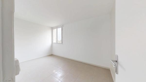 Location Appartement 3 pièces 57 m2 à Noisy-le-Grand