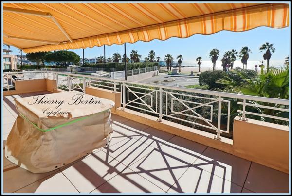 Appartement à vendre 9 pièces FREJUS (83)