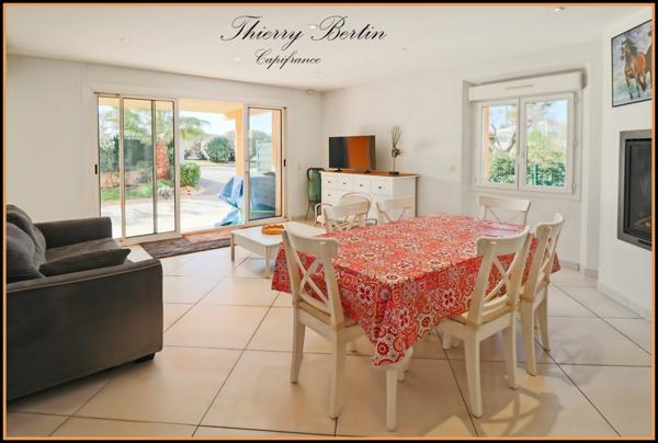 Appartement à vendre 9 pièces FREJUS (83)