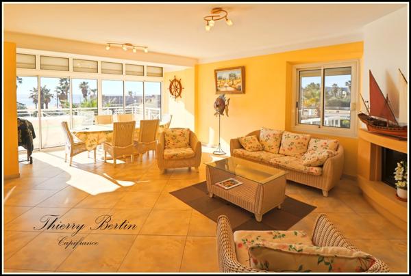 Appartement à vendre 9 pièces FREJUS (83)