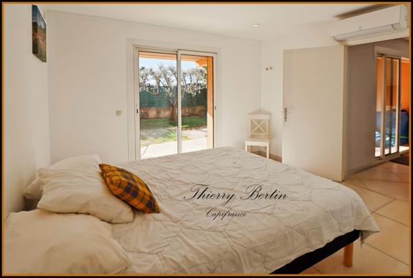 Appartement à vendre 9 pièces FREJUS (83)