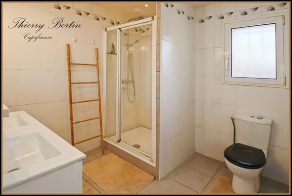 Appartement à vendre 9 pièces FREJUS (83)