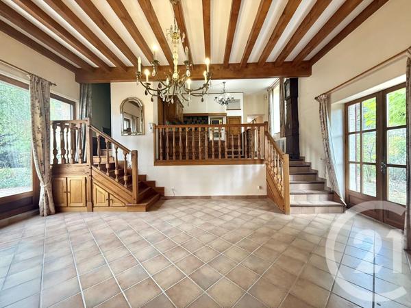 Maison à vendre  6 pièces - 207,57 m 2   YZEURE  - 03