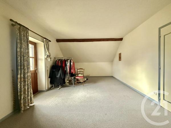 Maison à vendre  6 pièces - 207,57 m 2   YZEURE  - 03